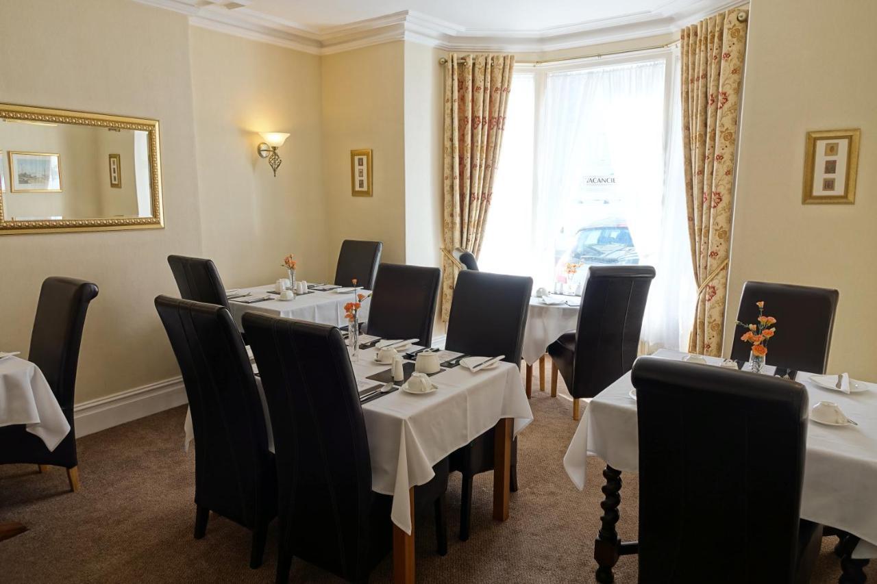 Chilterns Guest House Λαντούντνο Εξωτερικό φωτογραφία